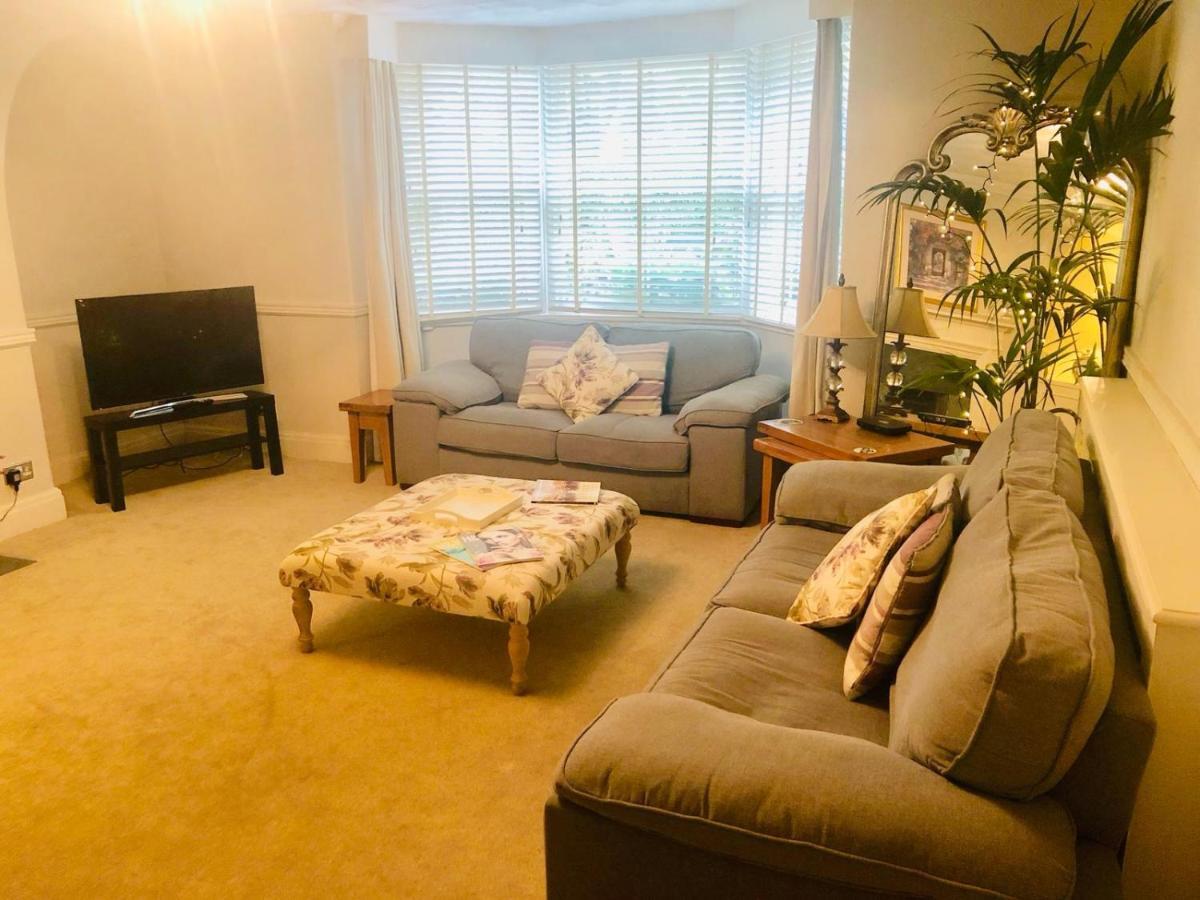 Ilkley Central One Apartment Екстериор снимка