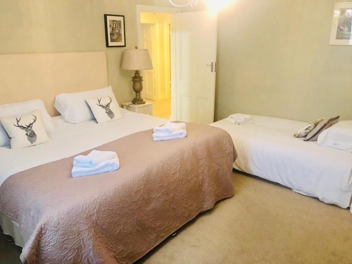 Ilkley Central One Apartment Екстериор снимка