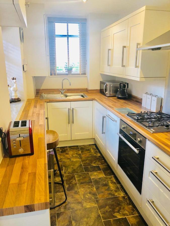 Ilkley Central One Apartment Екстериор снимка